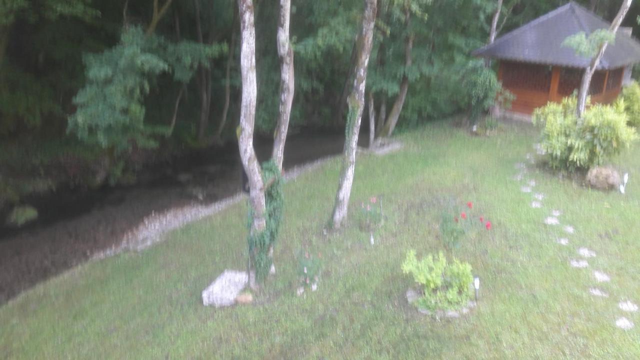 Mobile Home Slapnica U Parku Prirode Zumberak Krasic Экстерьер фото